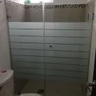 La imagen 6 de la Empresa ALUMICEN ALUMINIO Y CRISTAL DEL CENTRO Servicios Profesionales y de Negocios en San Luis Potosí SLP