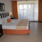 La imagen 29 de la Empresa BEST WESTERN HOTEL POSADA FREEMAN ZONA DORADA Transportes y Turismo en Mazatlán SIN