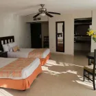 La imagen 32 de la Empresa BEST WESTERN HOTEL POSADA FREEMAN ZONA DORADA Transportes y Turismo en Mazatlán SIN