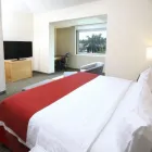 La imagen 66 de la Empresa HOLIDAY INN CUERNAVACA Transportes y Turismo en Cuernavaca MOR