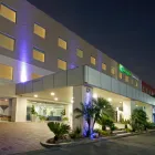 La imagen 2 de la Empresa HOLIDAY INN EXPRESS & SUITES IRAPUATO Transportes y Turismo en Irapuato GUA