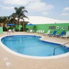 La imagen 1 de la Empresa HOLIDAY INN EXPRESS & SUITES MONTERREY AEROPUERTO Transportes y Turismo en Monterrey NLE