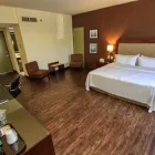 La imagen 42 de la Empresa HOLIDAY INN LEON Transportes y Turismo en Leon GUA