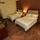 La imagen 46 de la Empresa HOLIDAY INN LEON Transportes y Turismo en Leon GUA