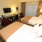 La imagen 79 de la Empresa HOLIDAY INN LEON Transportes y Turismo en Leon GUA