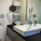 La imagen 80 de la Empresa HOLIDAY INN MEXICO DALI AIRPORT Transportes y Turismo en Ciudad De México CMX