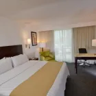 La imagen 10 de la Empresa HOLIDAY INN MONTERREY VALLE Transportes y Turismo en Monterrey NLE