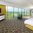 La imagen 1 de la Empresa HOLIDAY INN QUERETARO ZONA KRYSTAL Transportes y Turismo en Queretaro QUE