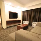 La imagen 35 de la Empresa HOLIDAY INN & SUITES LEON PLAZA MAYOR Transportes y Turismo en Leon GUA