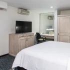 La imagen 28 de la Empresa HOLIDAY INN & SUITES MEXICO ZONA ROSA Transportes y Turismo en Ciudad De México CMX