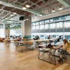 La imagen 18 de la Empresa WEWORK OFICINAS AMUEBLADAS & COWORKING PARK PLAZA Servicios Profesionales y de Negocios en Santa Fe CMX