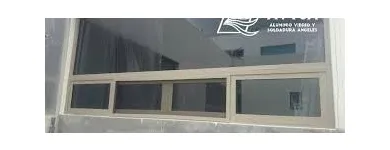 La imagen 4 de la Empresa ALUMINIOS Y VIDRIOS ALVAREZ Puertas y Ventanas en San Nicolás De Los Garza NLE