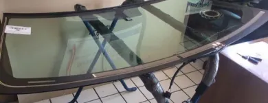 La imagen 2 de la Empresa AUTO CRISTALES GUERRERO Refacciones y Accesorios para Automóviles y Camiones en Tijuana BCN