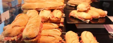 La imagen 38 de la Empresa ENRIQUE TOMÁS JAMON-TAPAS-VINO Restaurantes de tapas en Ciudad De México CMX