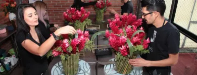 La imagen 3 de la Empresa ESCUELA DE DISEÑO FLORAL CADE Escuelas y academias de artes en Ciudad De México CMX