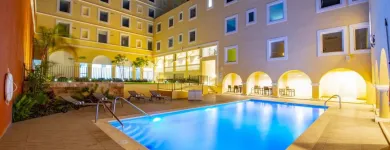 La imagen 12 de la Empresa HOLIDAY INN EXPRESS MERIDA CENTRO Transportes y Turismo en Mérida YUC