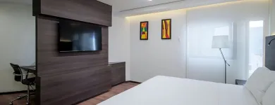 La imagen 16 de la Empresa HOLIDAY INN EXPRESS MEXICO AEROPUERTO Transportes y Turismo en Ciudad De México CMX