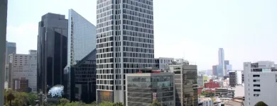 La imagen 6 de la Empresa HOLIDAY INN EXPRESS MEXICO REFORMA Transportes y Turismo en Ciudad De México CMX