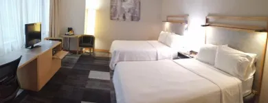 La imagen 25 de la Empresa HOLIDAY INN EXPRESS MEXICO REFORMA Transportes y Turismo en Ciudad De México CMX