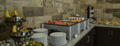 La imagen 32 de la Empresa HOLIDAY INN EXPRESS & SUITES CELAYA Transportes y Turismo en Celaya GUA