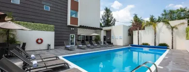 La imagen 41 de la Empresa HOLIDAY INN EXPRESS & SUITES CELAYA Transportes y Turismo en Celaya GUA