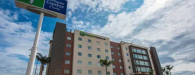 La imagen 45 de la Empresa HOLIDAY INN EXPRESS & SUITES CELAYA Transportes y Turismo en Celaya GUA