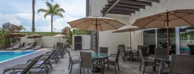 La imagen 48 de la Empresa HOLIDAY INN EXPRESS & SUITES CELAYA Transportes y Turismo en Celaya GUA