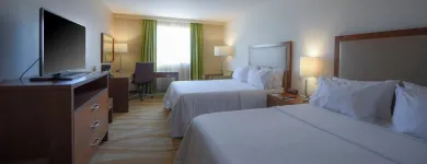 La imagen 53 de la Empresa HOLIDAY INN EXPRESS & SUITES CELAYA Transportes y Turismo en Celaya GUA