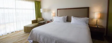 La imagen 59 de la Empresa HOLIDAY INN EXPRESS & SUITES CELAYA Transportes y Turismo en Celaya GUA