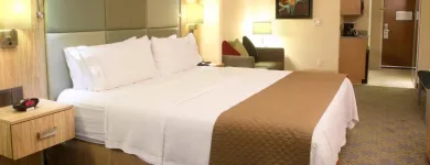 La imagen 41 de la Empresa HOLIDAY INN EXPRESS & SUITES CUERNAVACA Transportes y Turismo en Cuernavaca MOR