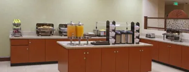 La imagen 62 de la Empresa HOLIDAY INN EXPRESS & SUITES CUERNAVACA Transportes y Turismo en Cuernavaca MOR