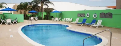 La imagen 1 de la Empresa HOLIDAY INN EXPRESS & SUITES MONTERREY AEROPUERTO Transportes y Turismo en Monterrey NLE