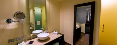 La imagen 44 de la Empresa HOLIDAY INN MEXICO CITY-PLAZA UNIVERSIDAD Transportes y Turismo en Ciudad De México CMX