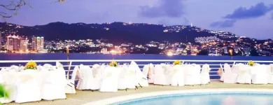 La imagen 21 de la Empresa HOLIDAY INN RESORT ACAPULCO Transportes y Turismo en Acapulco GRO