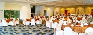 La imagen 35 de la Empresa HOLIDAY INN RESORT ACAPULCO Transportes y Turismo en Acapulco GRO