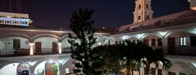 La imagen 23 de la Empresa HOLIDAY INN VERACRUZ CENTRO HISTORICO Transportes y Turismo en Veracruz VER