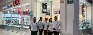 La imagen 8 de la Empresa ÓPTICAS LUX PLAZA CIUDAD JARDÍN NEZA Salud y Medicina en Ciudad Nezahualcóyotl MEX