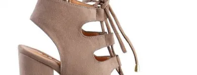 La imagen 3 de la Empresa PATISS BOUTIQUE Venta y Fabricación de Calzado en La Paz BCS