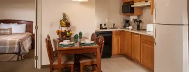 La imagen 11 de la Empresa STAYBRIDGE SUITES MONTERREY - SAN PEDRO Transportes y Turismo en Monterrey NLE