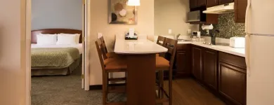 La imagen 21 de la Empresa STAYBRIDGE SUITES MONTERREY - SAN PEDRO Transportes y Turismo en Monterrey NLE