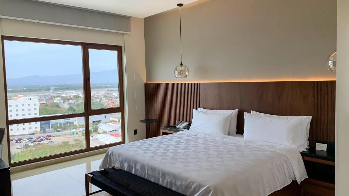 La imagen 15 de la Empresa HOLIDAY INN & SUITES PUERTO VALLARTA MARINA & GOLF