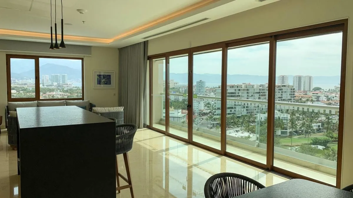 La imagen 22 de la Empresa HOLIDAY INN & SUITES PUERTO VALLARTA MARINA & GOLF