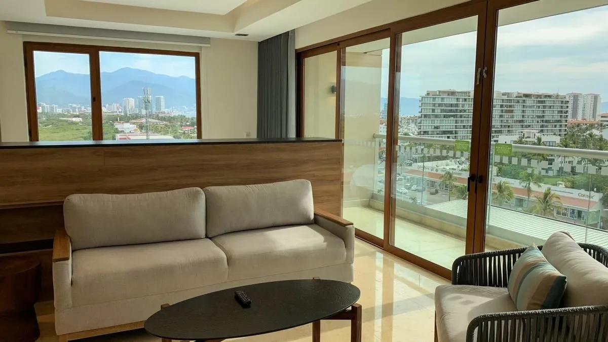 La imagen 23 de la Empresa HOLIDAY INN & SUITES PUERTO VALLARTA MARINA & GOLF