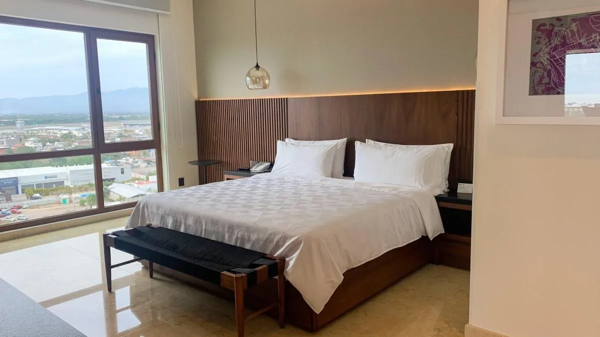 La imagen 30 de la Empresa HOLIDAY INN & SUITES PUERTO VALLARTA MARINA & GOLF