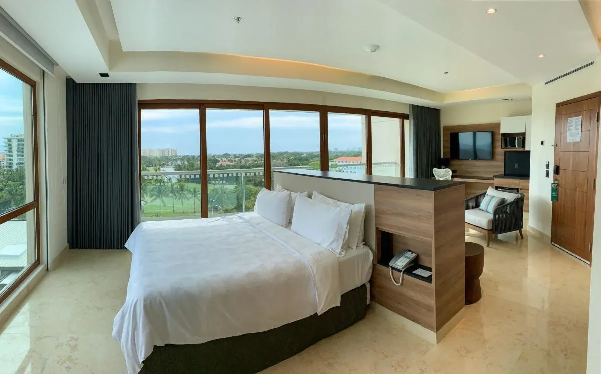La imagen 107 de la Empresa HOLIDAY INN & SUITES PUERTO VALLARTA MARINA & GOLF