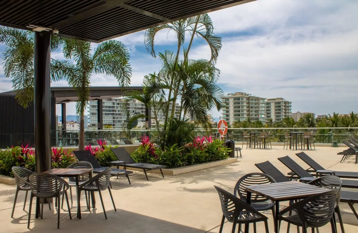 La imagen 85 de la Empresa HOLIDAY INN & SUITES PUERTO VALLARTA MARINA & GOLF
