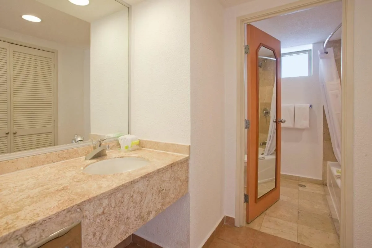 La imagen 33 de la Empresa HOLIDAY INN RESORT ACAPULCO