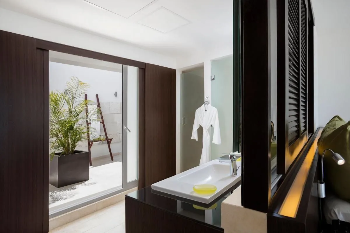 La imagen 45 de la Empresa INTERCONTINENTAL PRESIDENTE CANCUN RESORT