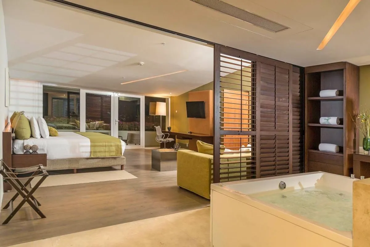 La imagen 77 de la Empresa INTERCONTINENTAL PRESIDENTE CANCUN RESORT