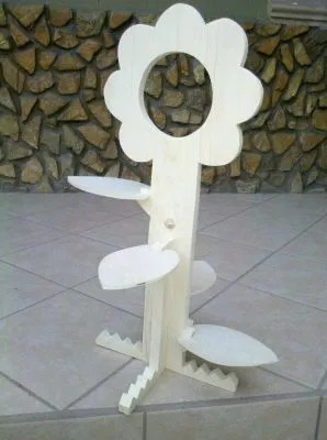 La imagen 41 de la Empresa CENTROS DE MESA Y MANUALIDADES CALIFORNIA